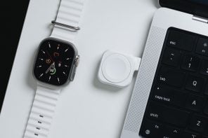 最小的Apple Watch快速充电器可以切断电源线，最大限度地提高移动性