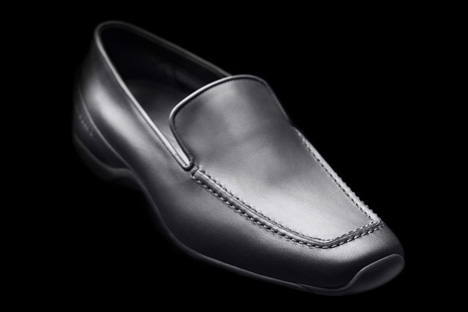 保时捷设计由费迪南德•保时捷的鹿皮软鞋鞋
