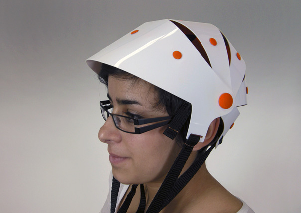 纹身自行车头盔由Julien Bergignat设计