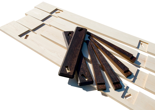 Julian Kyhl设计的可分解成10块的木桌