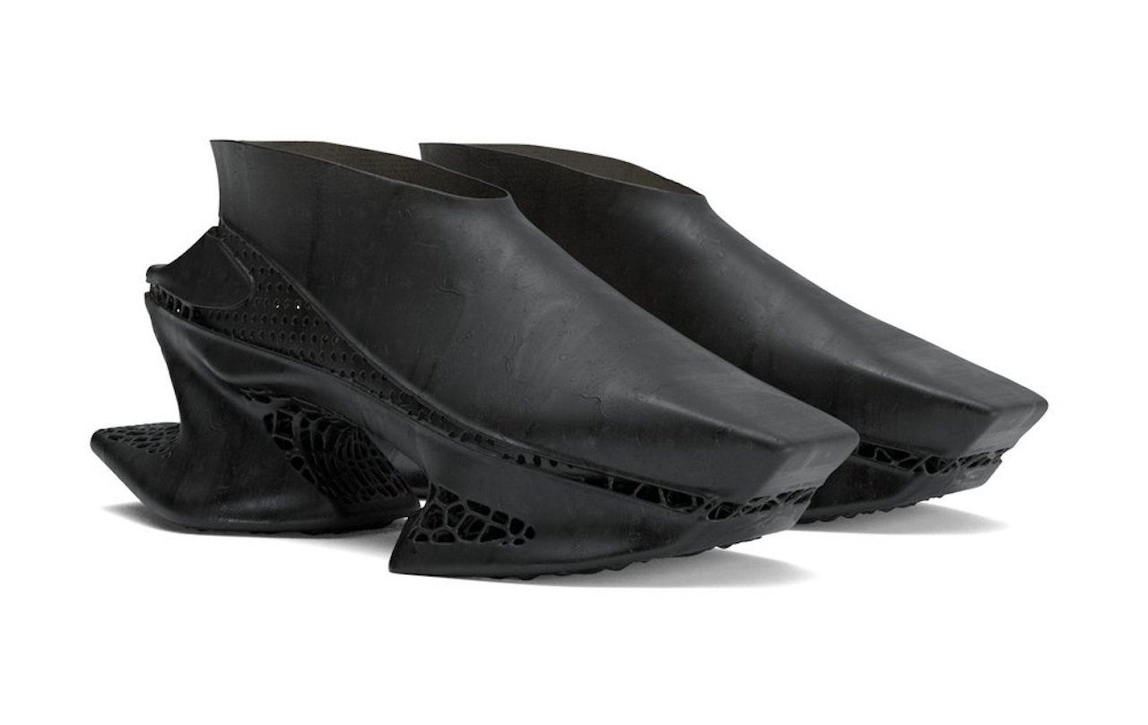 用水晶球占卜石碑运动鞋设计基本的影子