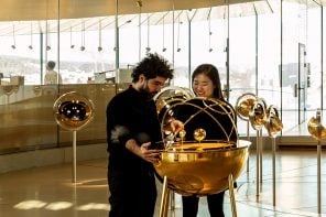爱彼牌博物馆沉湎于游客错综复杂的世界奢侈手表