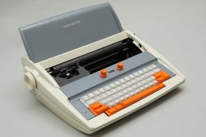 这台由人工智能驱动的打字机可以打印出一本完整的文集，如果你能正确地引导它的话