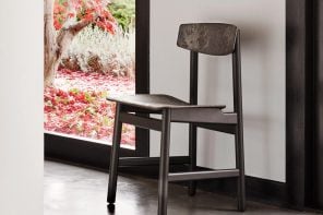 重新释放标志性丹麦椅子使用回收塑料和咖啡豆壳搭建