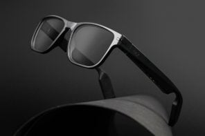 泰坦EyeX智能眼镜有一个内置的健身追踪,Open-Ear音频驱动,找到我的特性