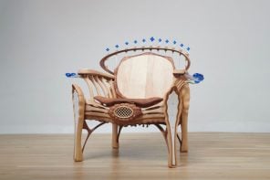 宇宙椅:一个经验,揭示情绪和错综复杂的多元宇宙