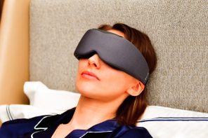 光环睡眠面具与身临其境的声音和光线疗法没有药物可以帮助你睡得更好
