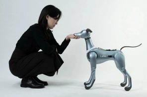 生命型机器人狗可成为宇航员AI驱动伴